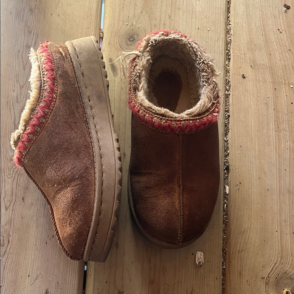 Suede Slip-On Clog with Fringed Trim - Brown & Pink